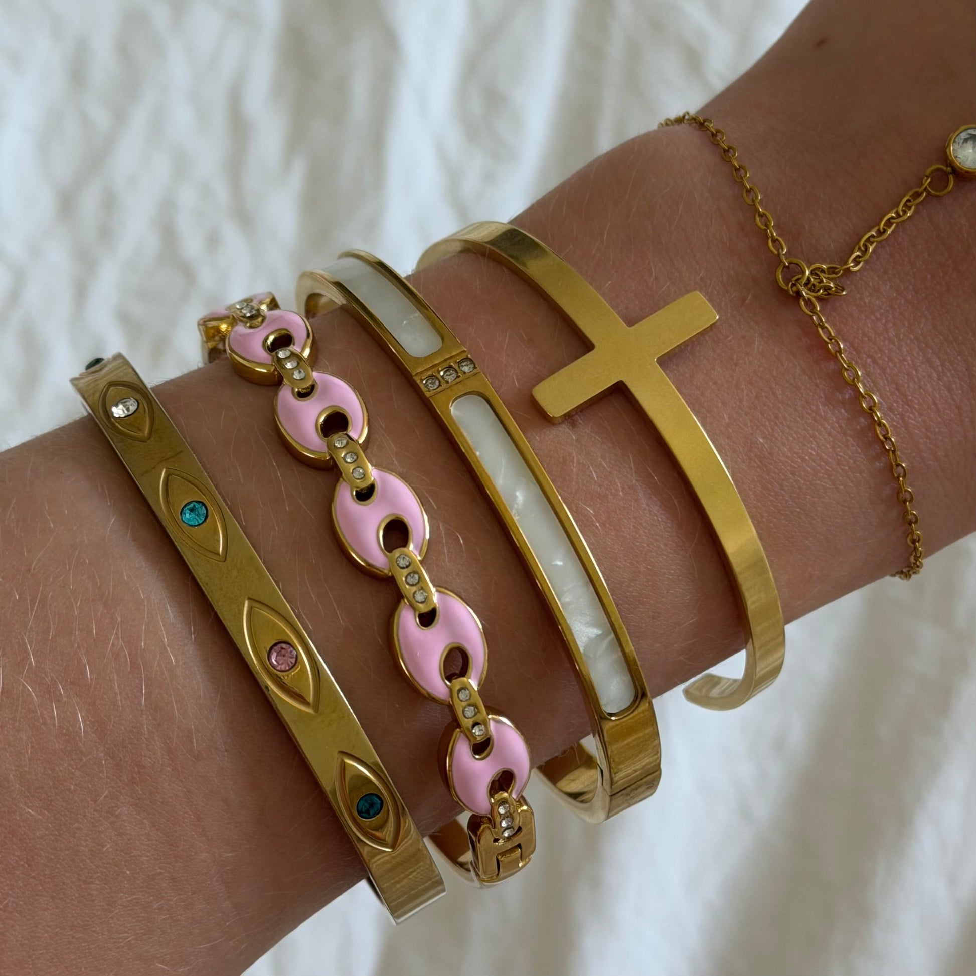 Cross Energy Bangle - EVRYJEWELS