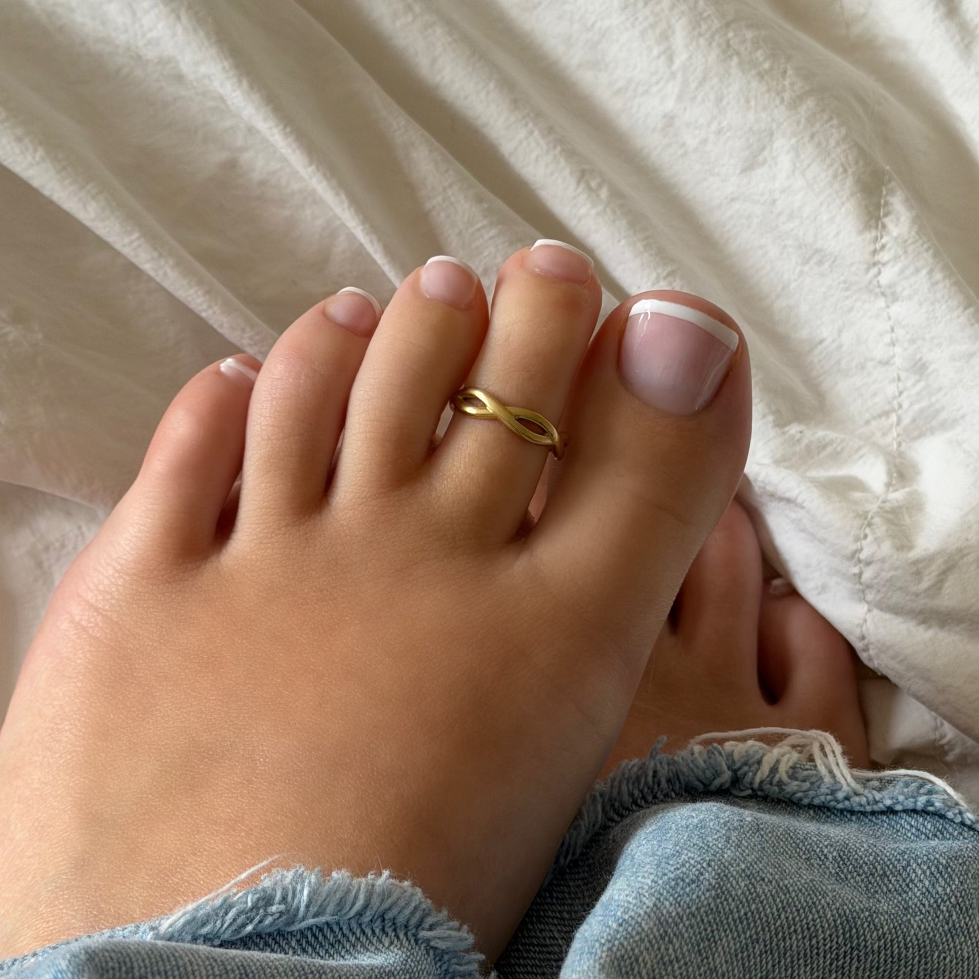 Glow Mix 3-Piece Toe Rings Set - EVRYJEWELS
