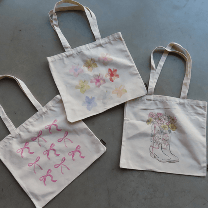 Hibiscus Tote Bag - EVRYJEWELS