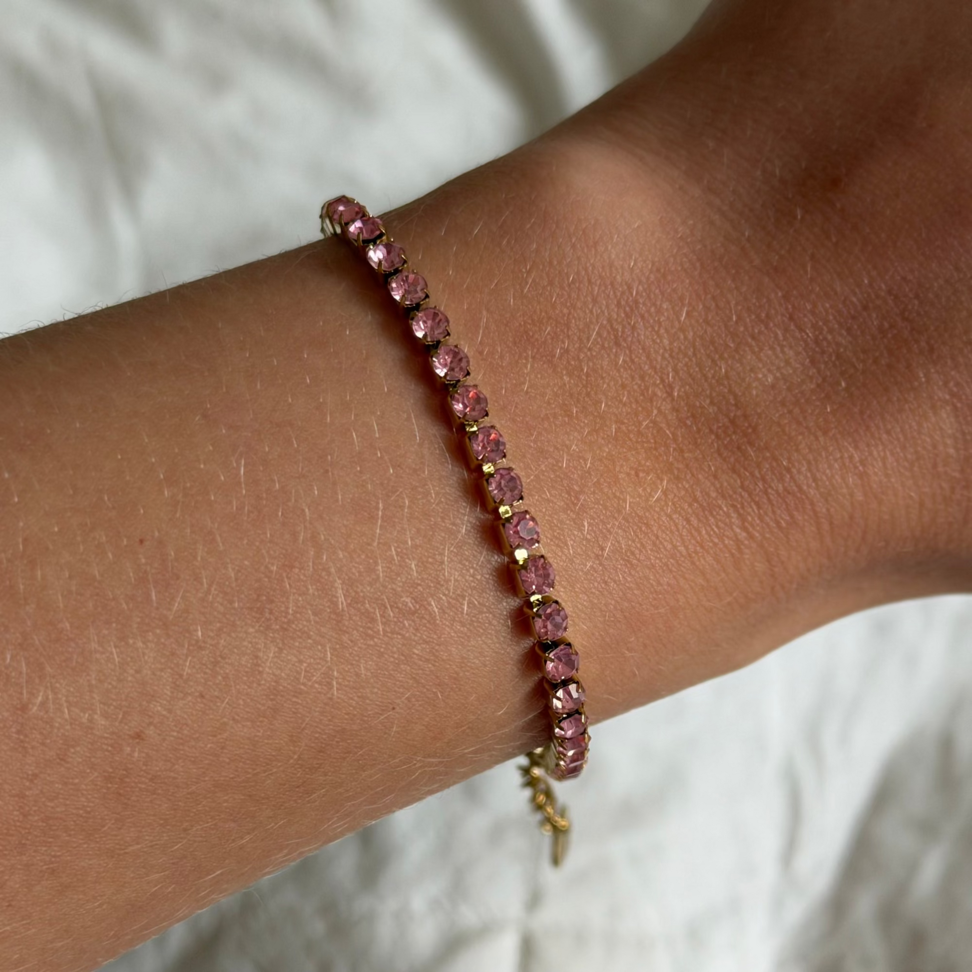 She's Royalty Tennis Bracelet - EVRYJEWELS