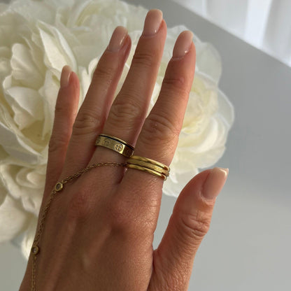 Shimmer Ring Set - EVRYJEWELS