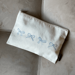 Take A Bow Toiletry Bag - EVRYJEWELS
