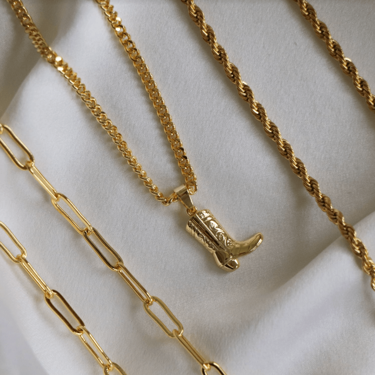 Western Wednesday Necklace - EVRYJEWELS